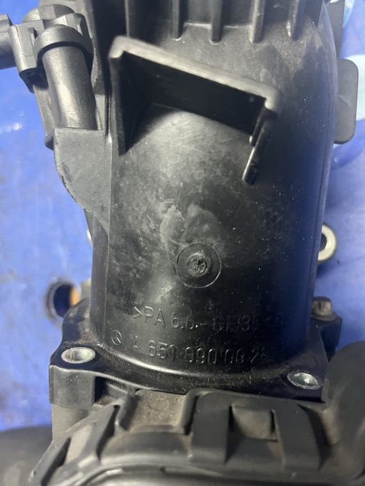 Admissao mercedes motor A651