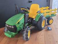 Дитячий електо тракторець John Deere , Peg Perego