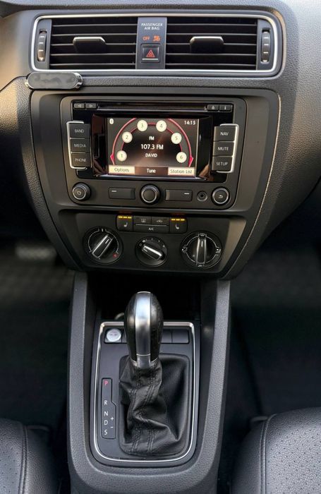 Volkswagen Jetta SE 2014