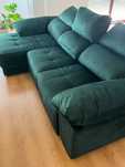 Sofá Chaise Longue Veludo Verde – Como Novo, com Arrumação e Sofá-Cama