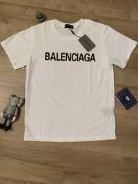 Футболка balenciaga