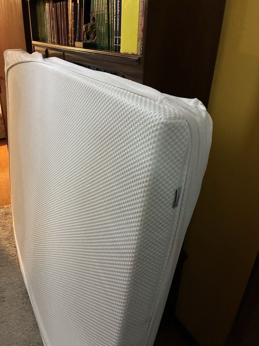 Colchão espuma ABYGDA IKEA - 1.40 X 2.00cm - como novo - PVP 289€