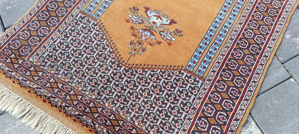Perski dywan wełniany tkany ręcznie 132 x 80 cm wełna modlitewnik