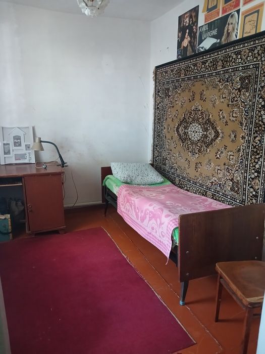 Здається  великий будинок Балабине можна військовим