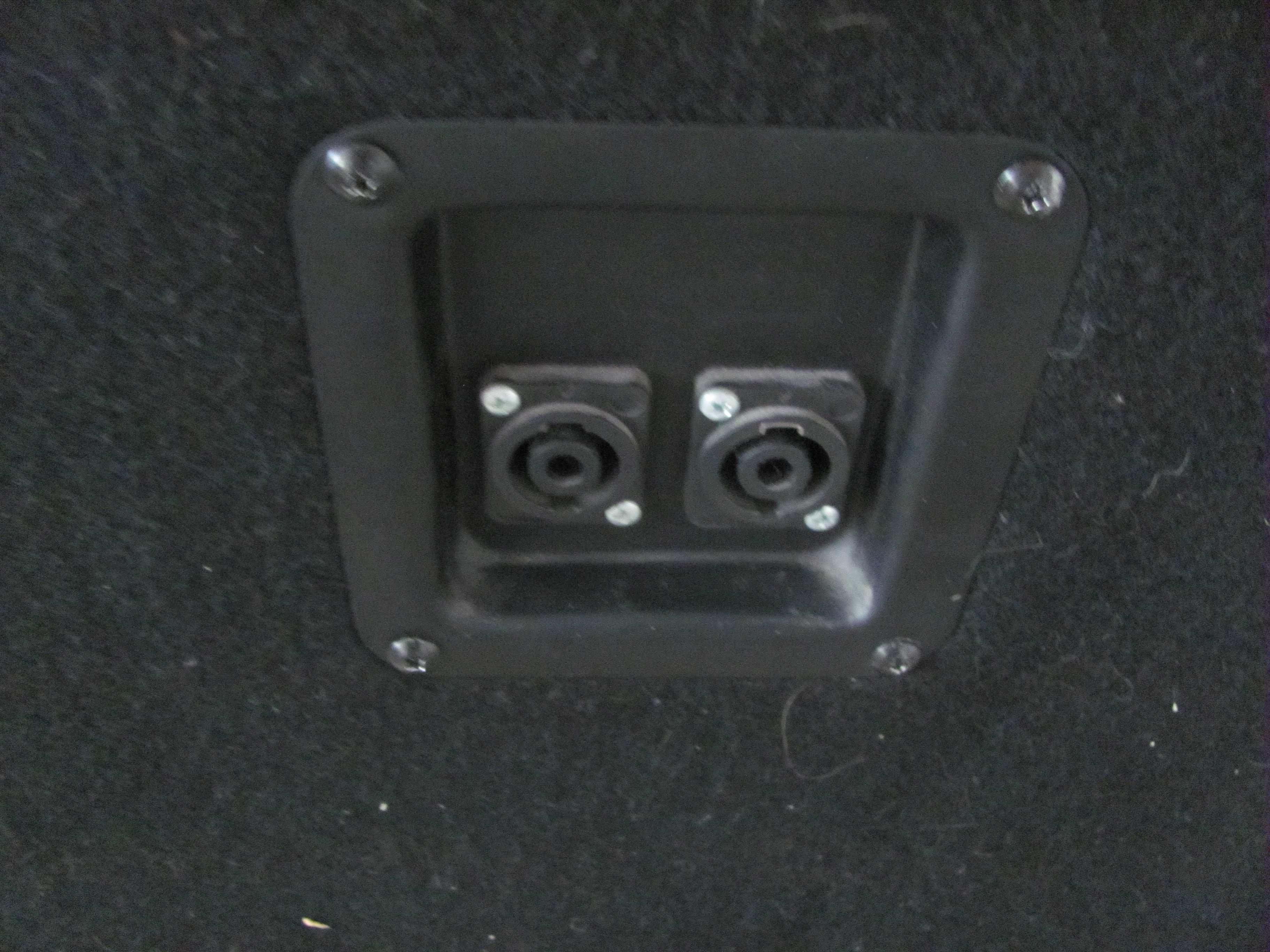 Kolumna basowa  POWER SOUND 600W