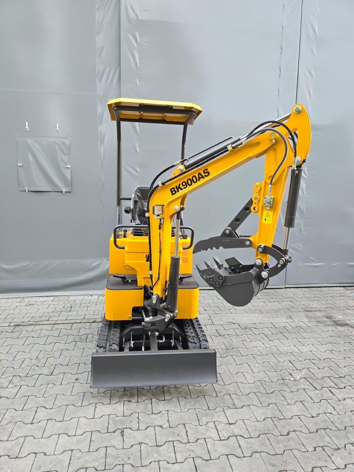 Minikoparka Nowa Berger Kraus BK900AS skrętne ramie Euro5