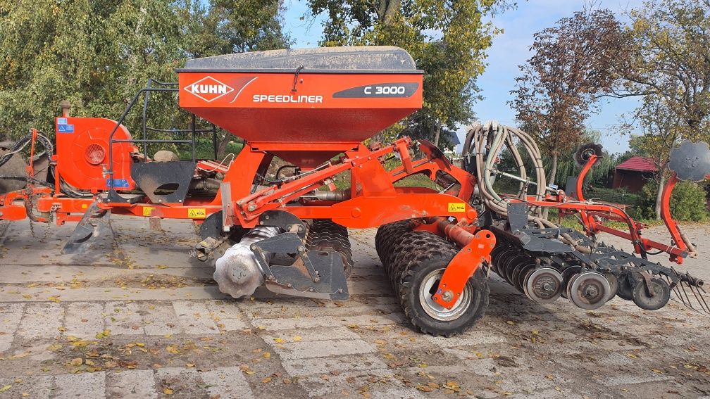 Siewnik Kuhn speedliner c3000 półzawieszany 3m