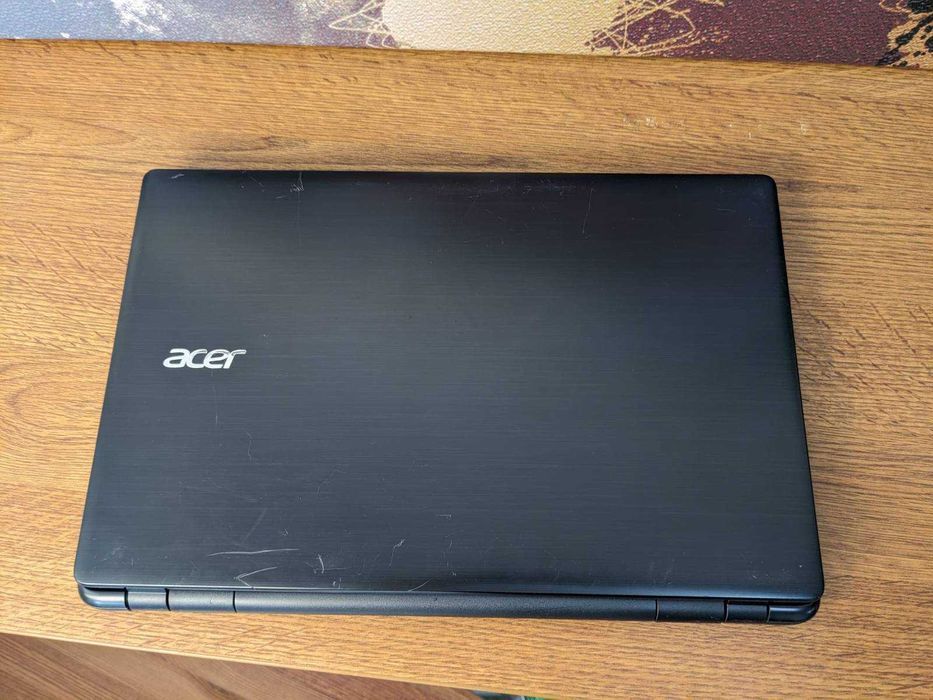 Ноутбук Acer ASPIRE E5-521 хороший варіант для роботи та дому