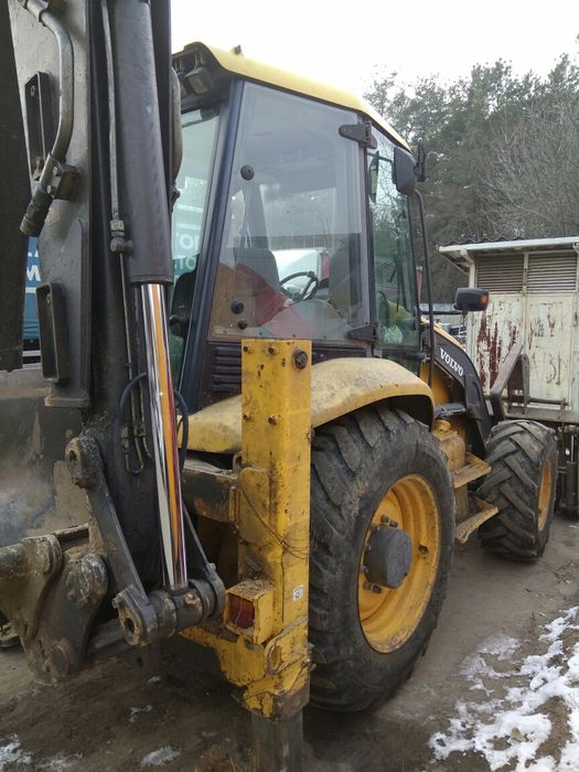 Услуги экскаватора - погрузчика JCB гидромолот уборка снега