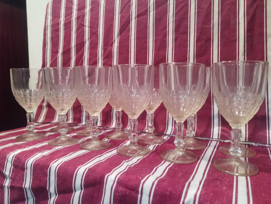 conjunto de 12 taças de pé alto