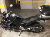 Moto BMW F 900 R como nova