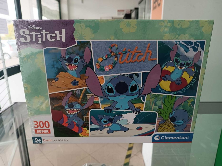 Puzzle Clementoni Disney Stitch Super 48,5x33,5cm 300 peças