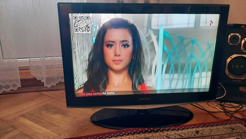 Телевізор Samsung  LE37R72BX/XEH