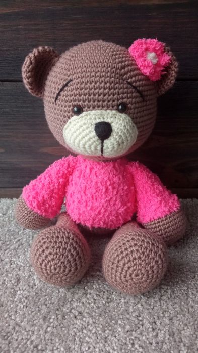 Szydełkowy Miś dla dziewczynki