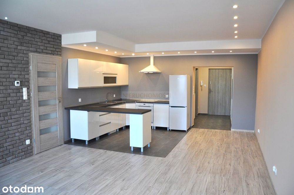 Dwupokojowe mieszkanie w centrum!