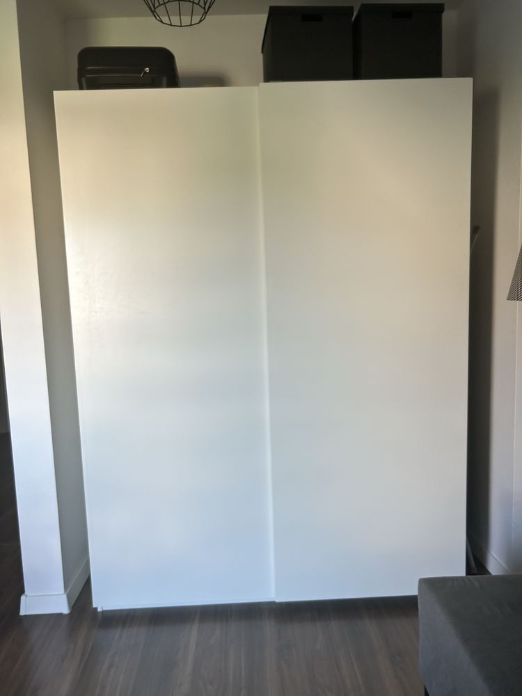 Szafa Pax z drzwiami przesuwnymi 150x66x201