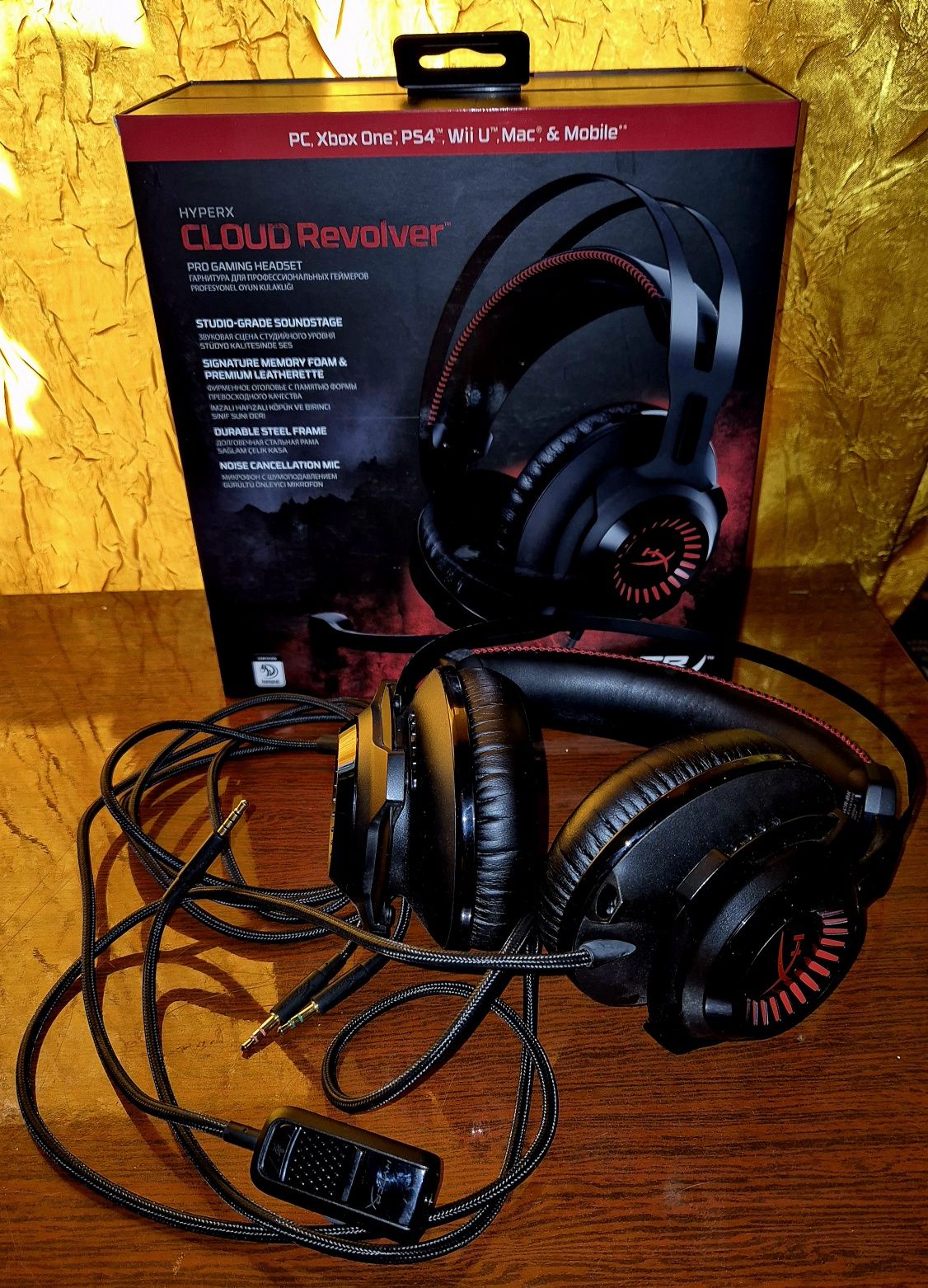 HyperX Cloud Revolver