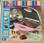 Nostalgia Electrics BSM300 opiekacz muffinki brownie ciastka vintage