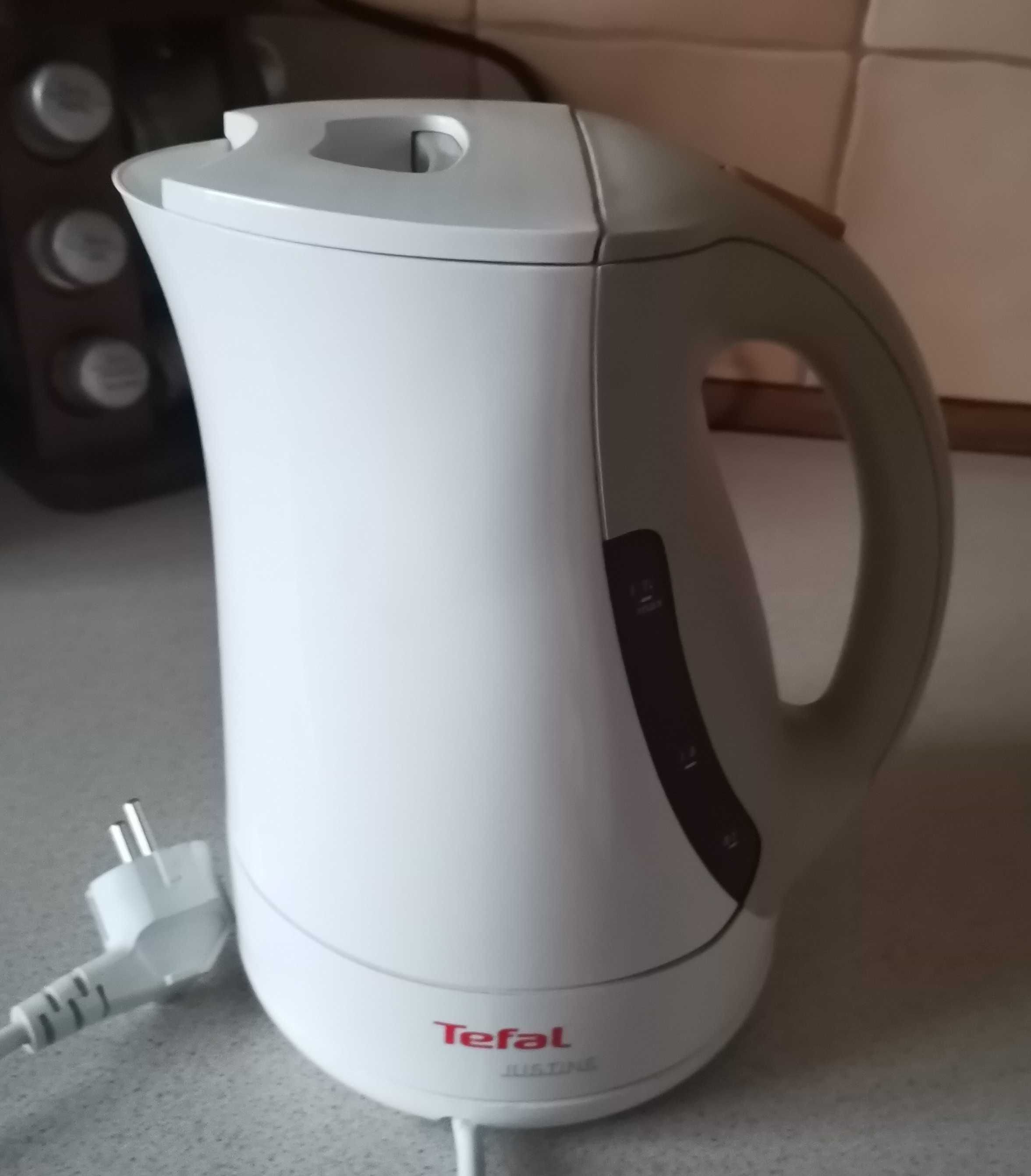 Електрочайник Tefal BF56 - на запчастини!