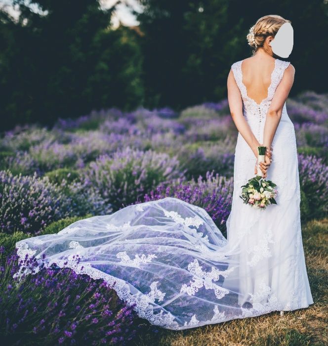 Przepiękna elegancka suknia ślubna - idealna na upalne lato