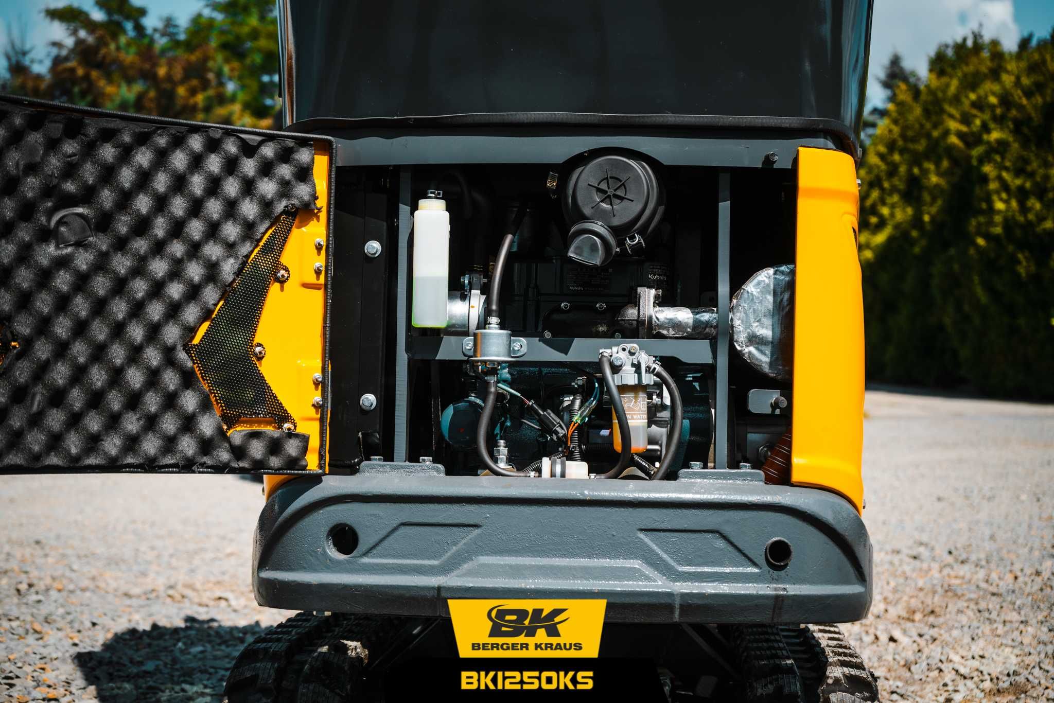 NOWA Mini Koparka Berger Kraus BK1250KSR z duża kabina KUBOTA
