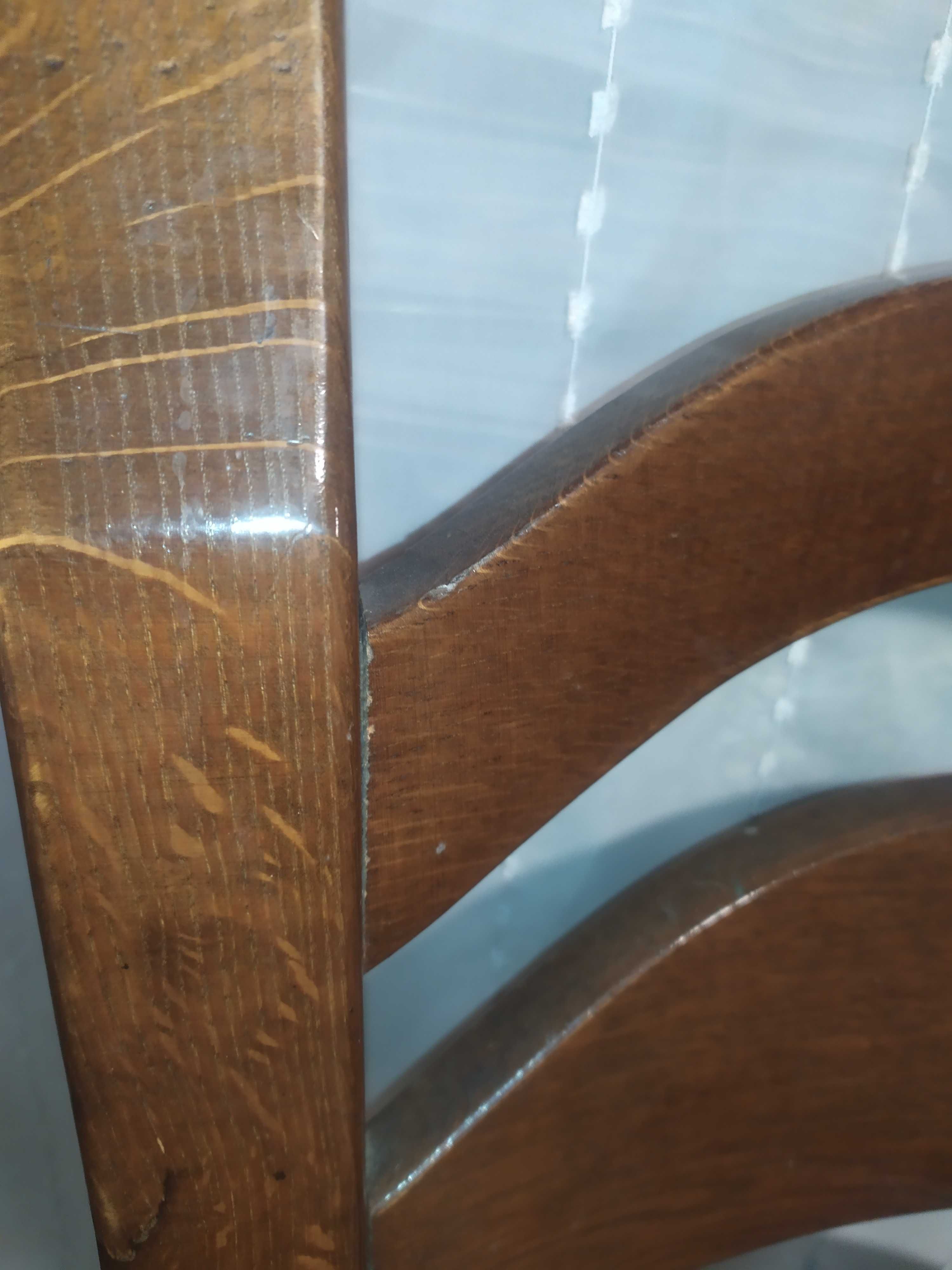 Stół drewniano-okleinowy brąz