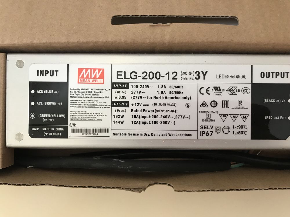 Блок питания Mean Well 200W 16A 12V IP67 ELG-200-12-3Y корпус метал