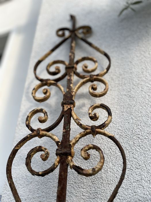 rozeta kuta balustrada element ogrodzenia secesja