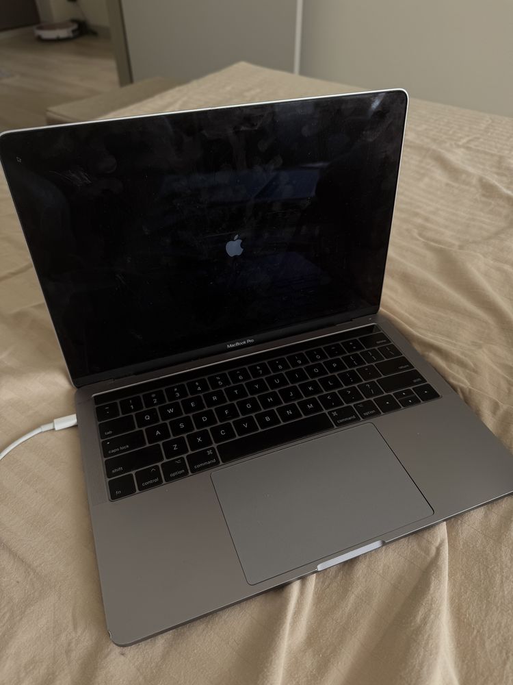 Macbook А1706 на запчясти