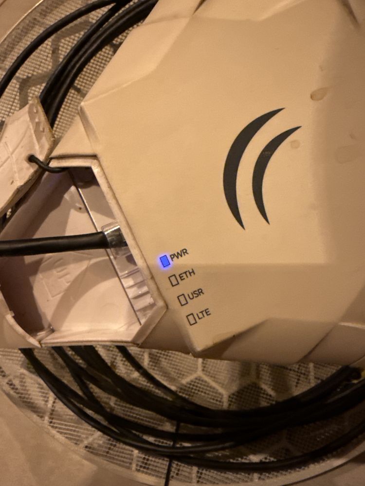 Router LTE MikroTik LHG Kit