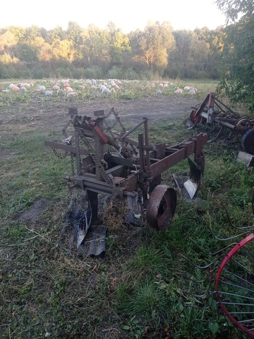 Продається плуг до трактора