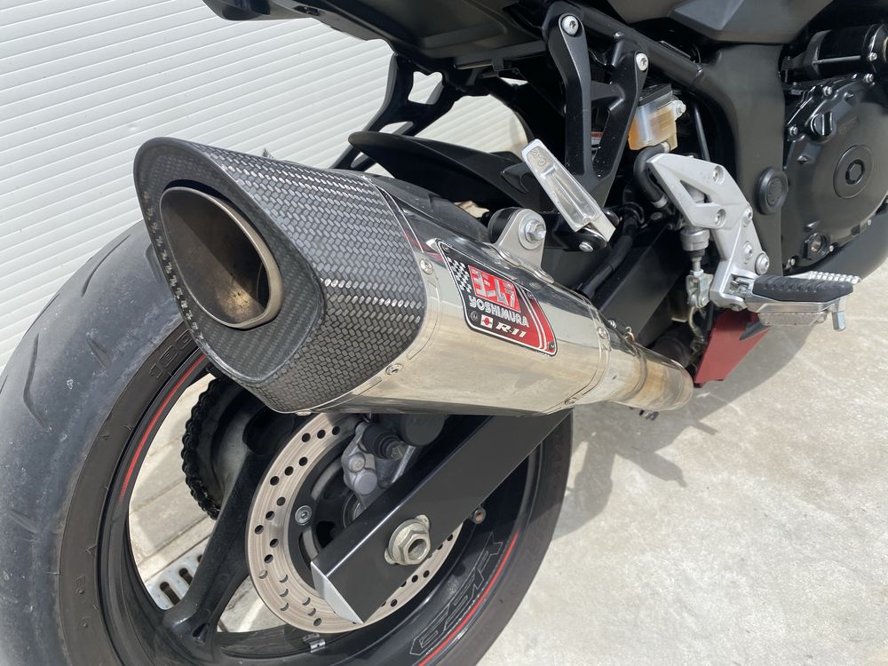 Suzuki GSR 750 Freegun