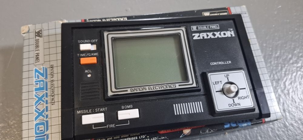 Gra gierka Sega ZAXXON Bandai Electronics