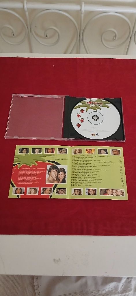 CD multimédia Morangos com Açúcar