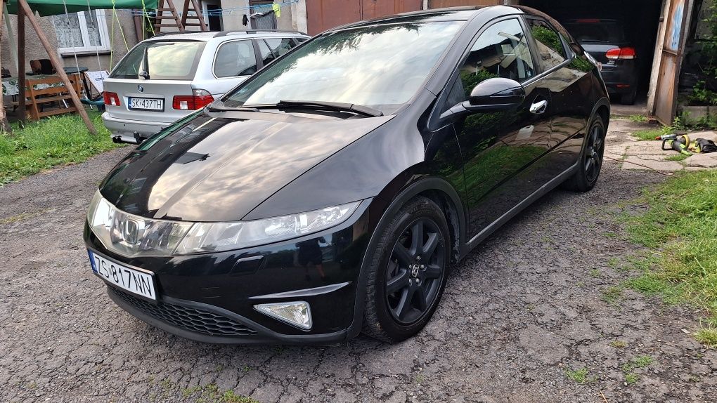 Honda Civic 1.8 V-tec 140KM Xenon Nowe Opony