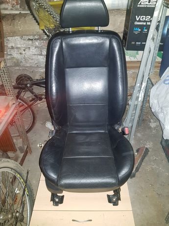 Fotele + kanapa skorzana czarna ford mondeo MK3