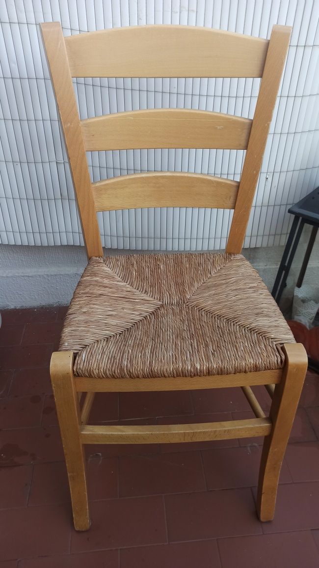 2 Cadeiras de verga e madeira