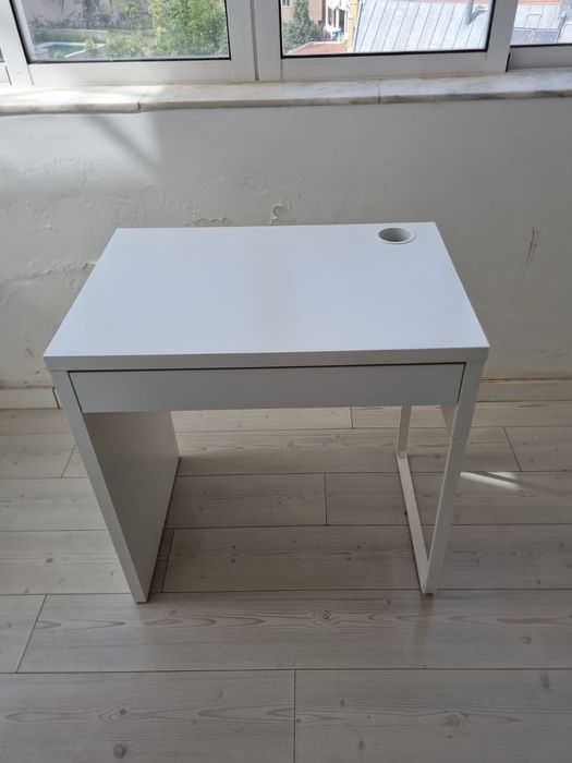 Bloco de gavetas + secretaria Micke Ikea