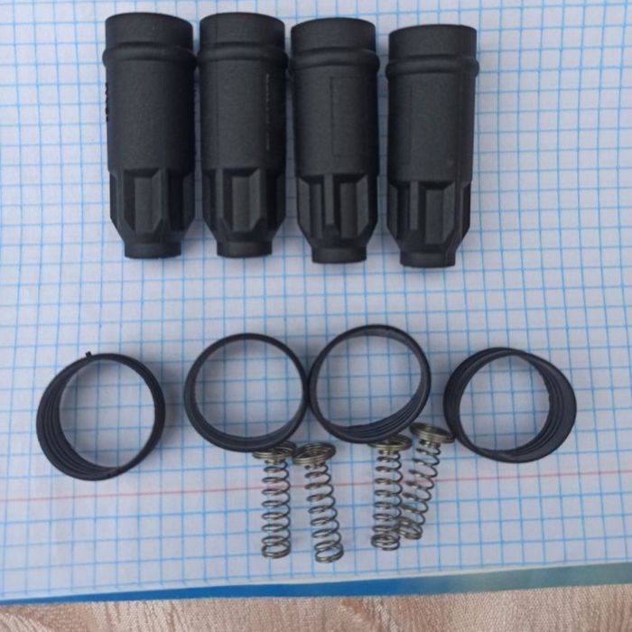 Наконечніки котушки запалювання,зажиганія 4 шт Рено Меган 2