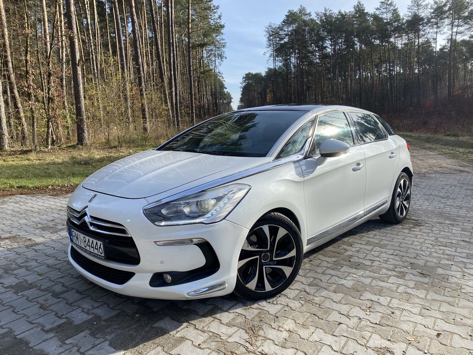 Citroën DS5 2.0 HDi 163 KM – bogate wyposażenie, zadbany egzemplarz