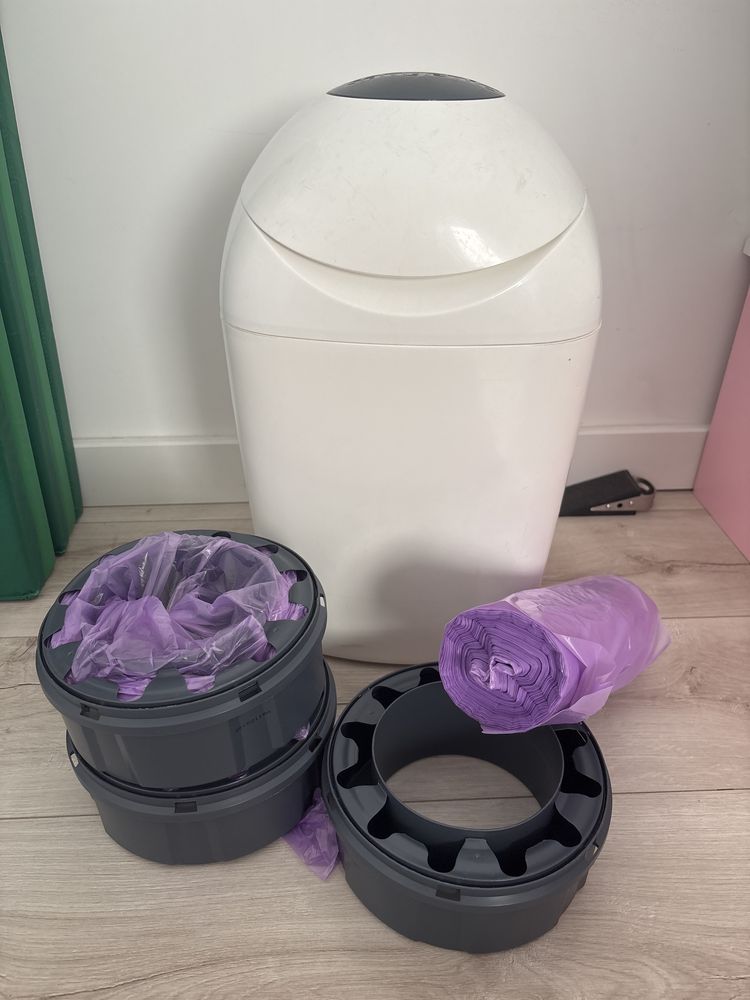 Kosz na pieluchy Tommee tippee z zapasem wkładów