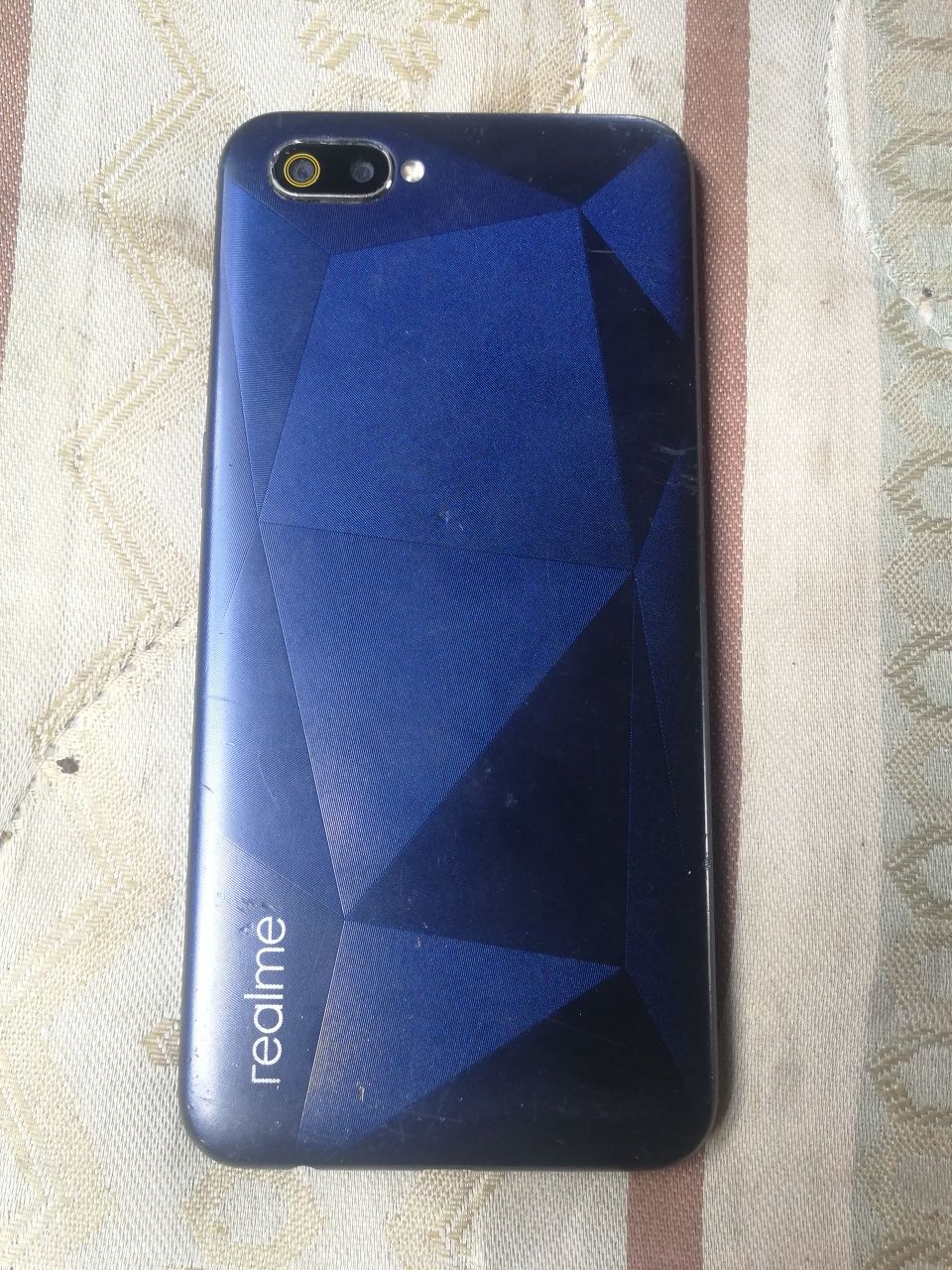 Продам Realme C2 2/32