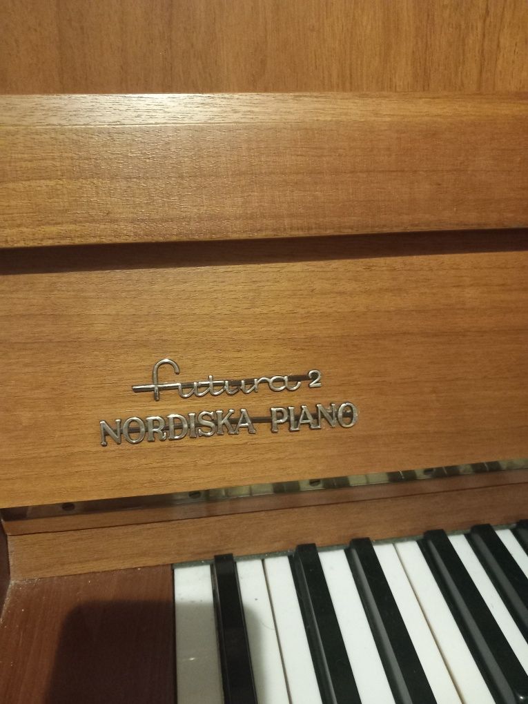 Pianino Futura Nordiska piano