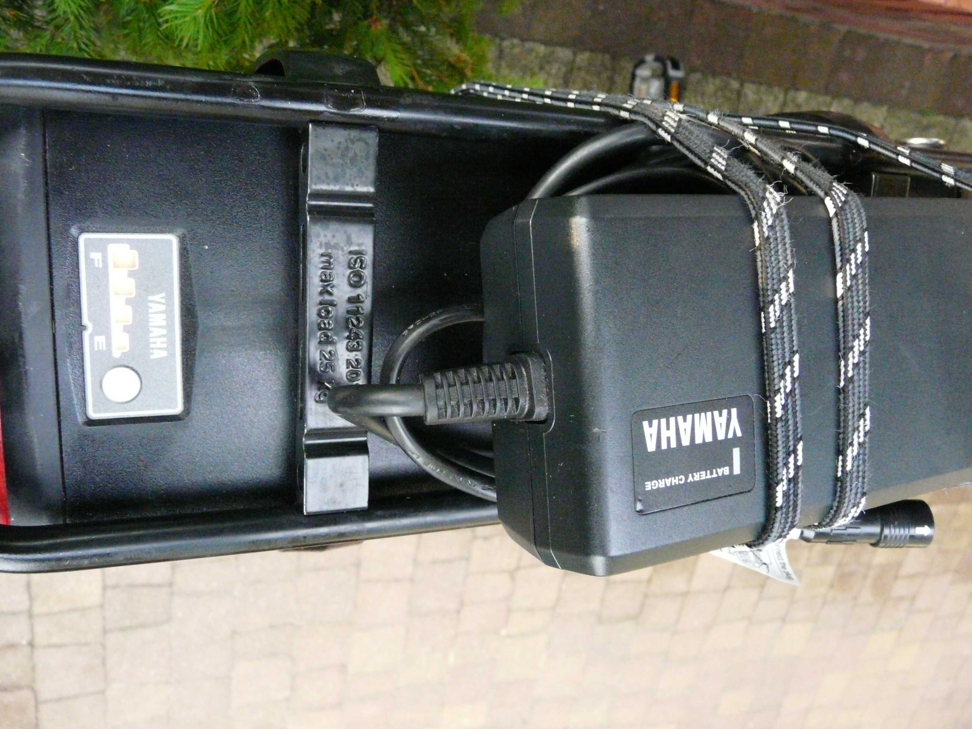 Rower elektryczny  BATAVUS Yamaha 28"/65 centralny,Magura -Niderland