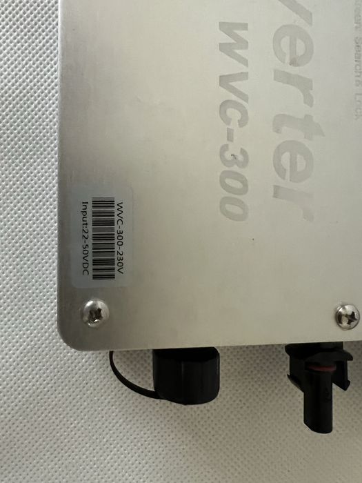 WVC-300 Moduł falownika mikrointera Microinverter