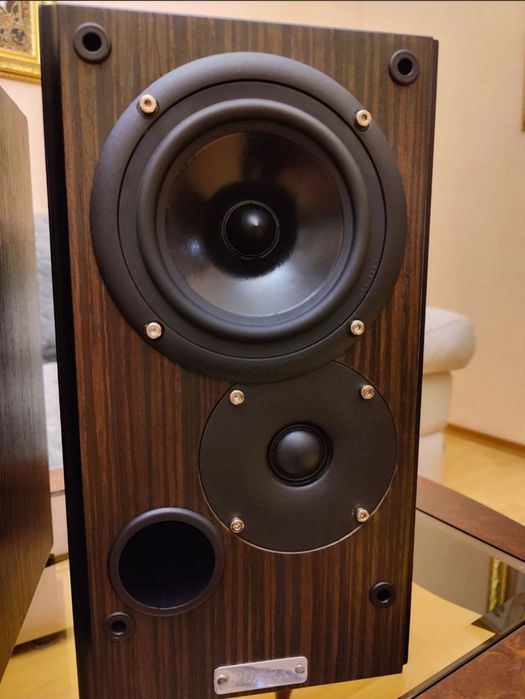 Полочная акустика Ruark Icon