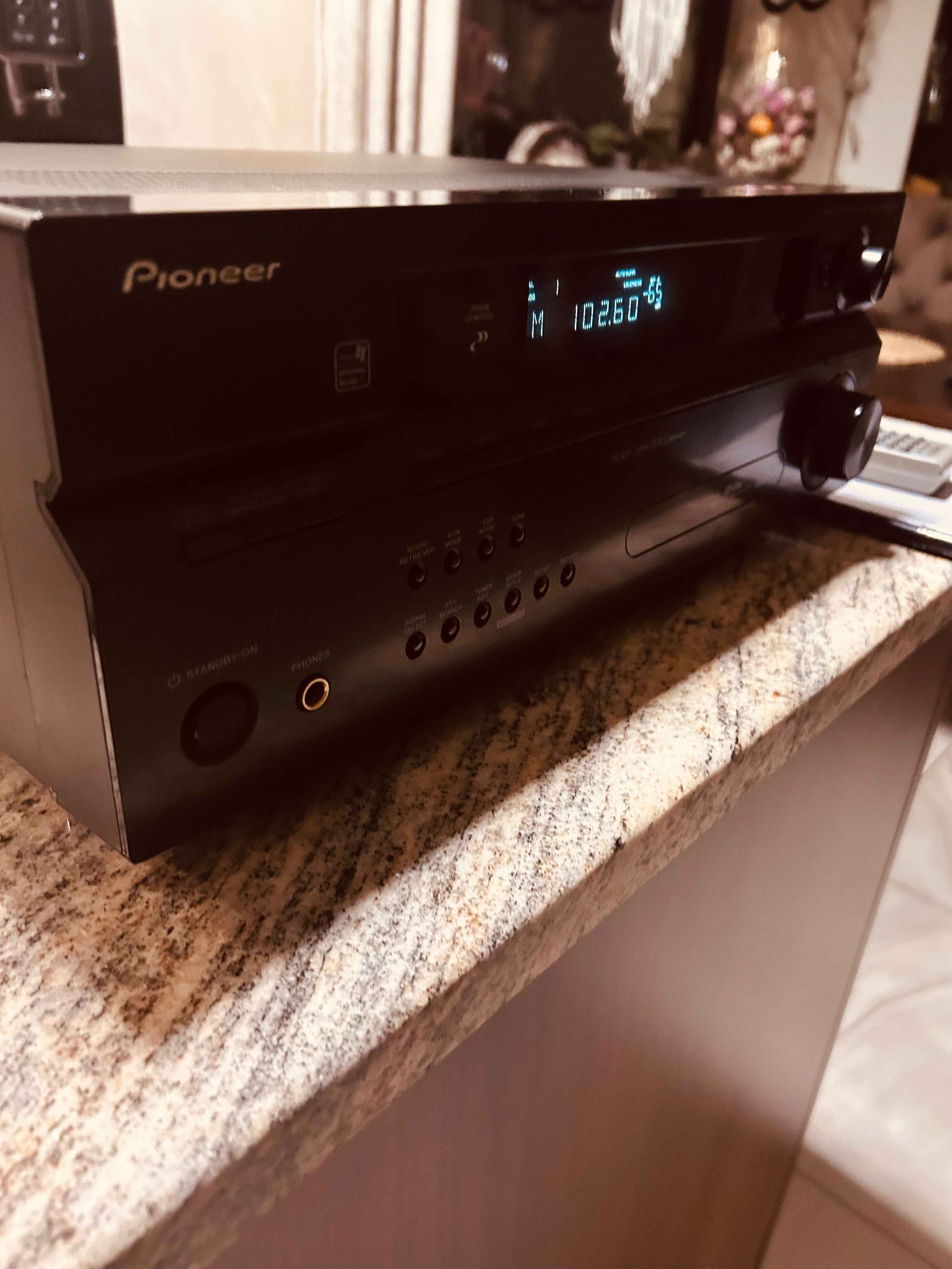 Pioneer vsx417, Amplituner