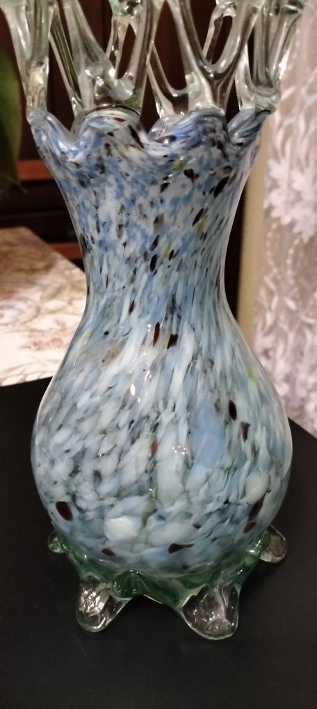 Винтажная, стеклянная ваза, ручной работы