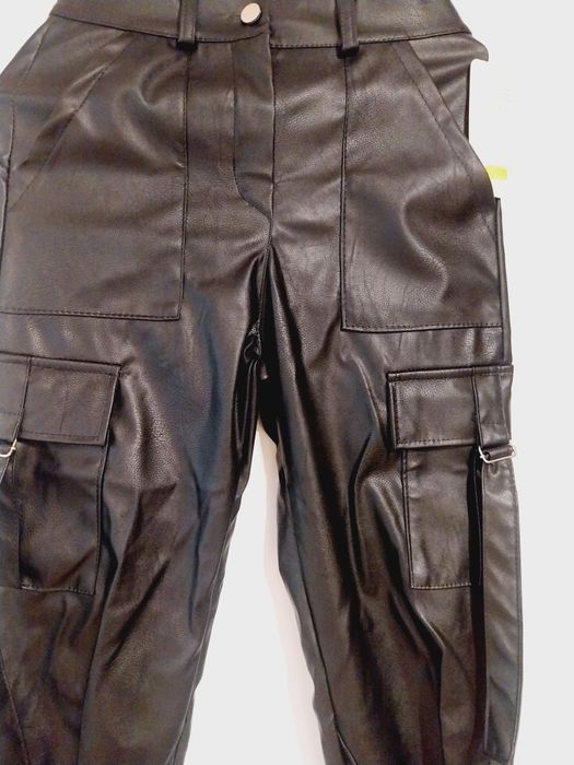 Nowe spodnie z eko skóry