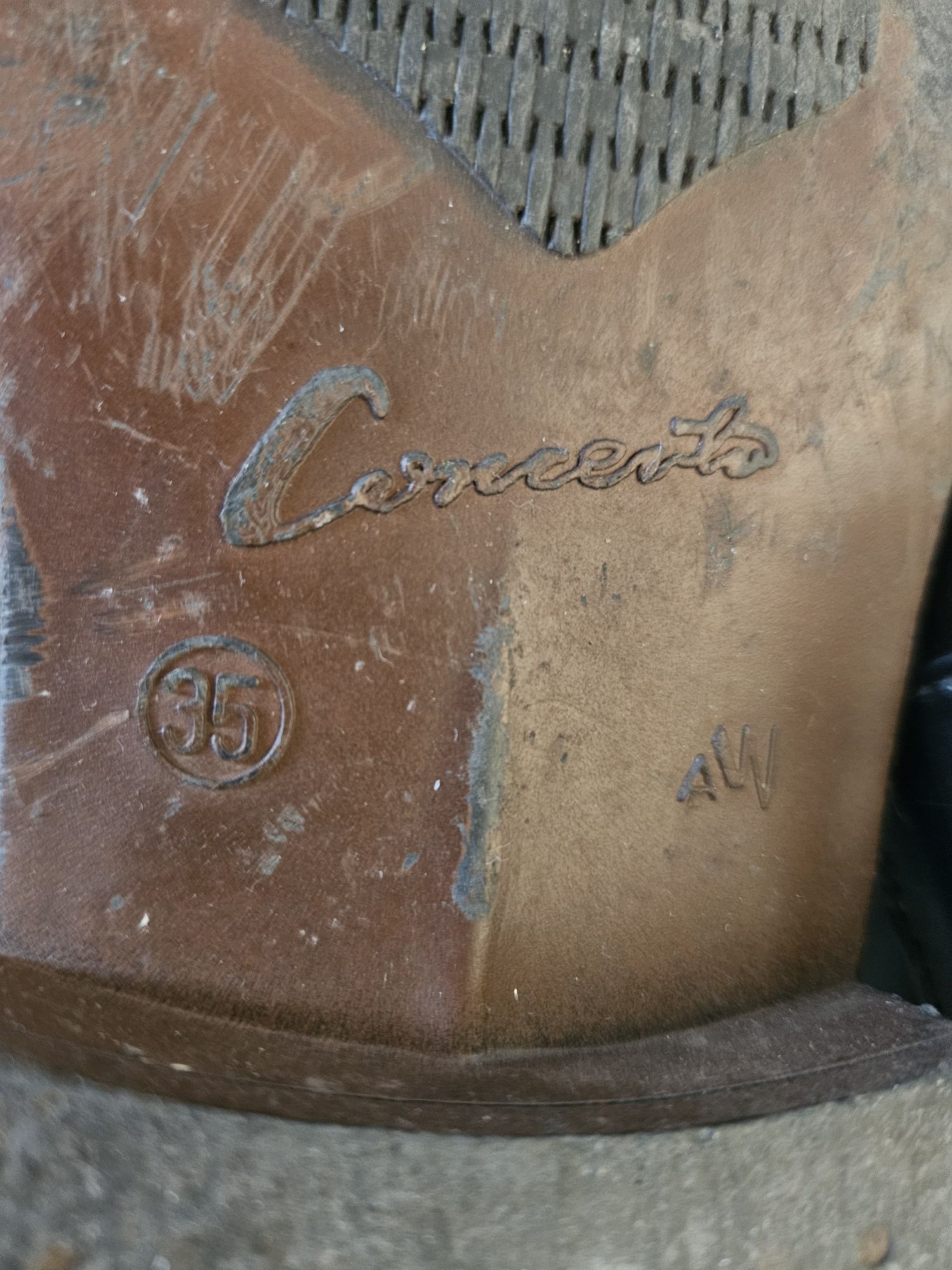 Buty lakierki 35 skórzane